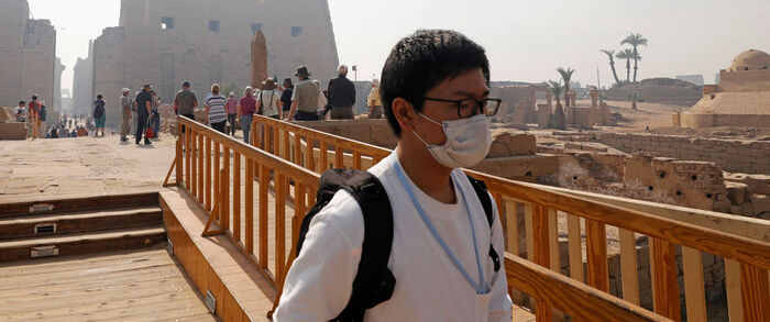 مصر تضع 300 أسرة في الحجر الصحي