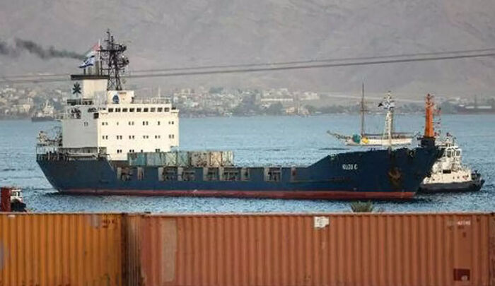 صحيفة أمريكية: إسرائيل استهدفت ما لا يقل عن 12 سفينة إيرانية في البحر الأحمر