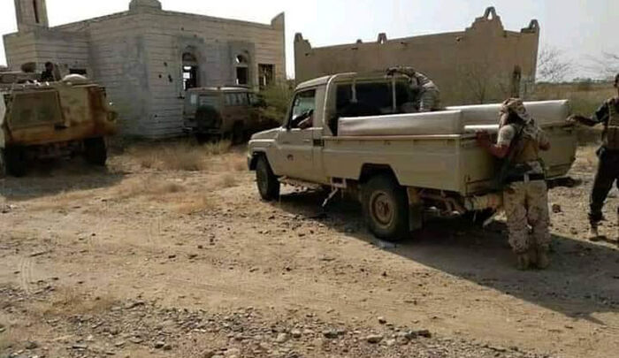 الحوثيون يدفعون بتعزيزات ضخمة إلى محافظة حجة