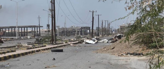 الحوثيون يقصفون منازل المواطنين في الحديدة ويرفضون وقف اطلاق النار