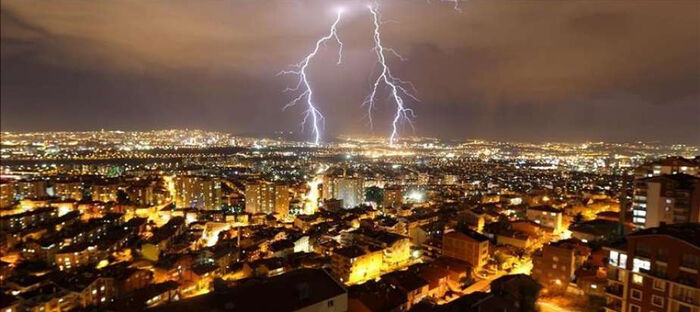 مصرع 23 شخصا جراء صواعق رعدية في الهند