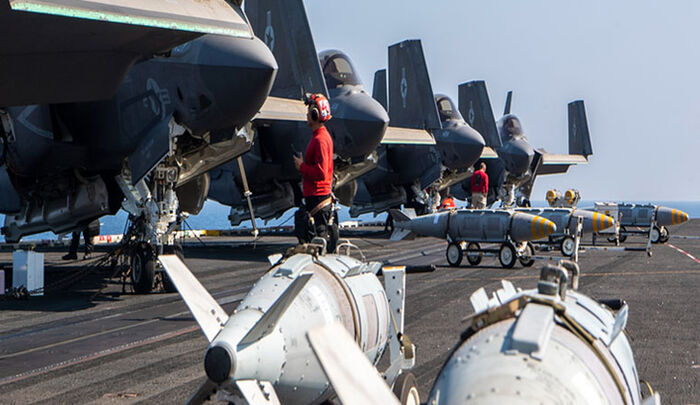 القيادة المركزية الأمريكية: نواصل سحق الإرهاب الحوثي بضربات مدمرة