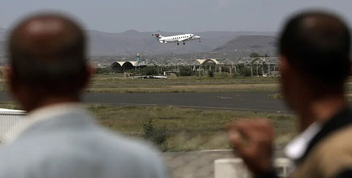 انفجارات في ورشة صواريخ حوثية قرب مطار صنعاء ومقتل 5 مهندسين