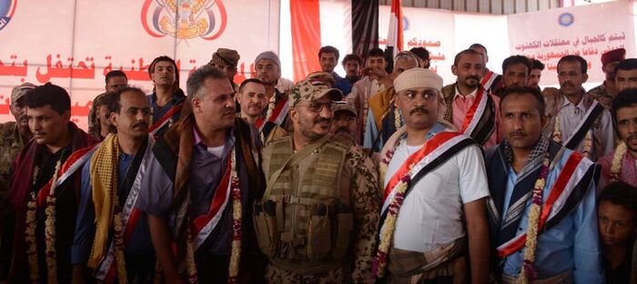 طارق صالح: لن تكتمل فرحتنا إلا بنيل كافة الأسرى والمعتقلين حريتهم من سجون الكهنوت