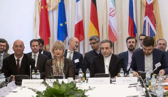 محادثات جنيف تشهد انفتاحًا إيرانيًا حول البرنامج النووي وسط تحذيرات أمريكية من قرب امتلاك طهران السلاح النووي