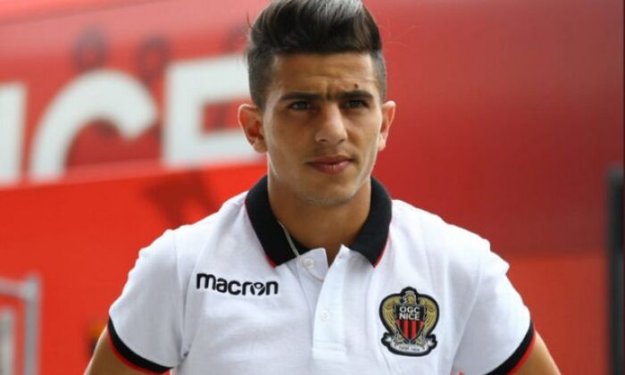 المدافع الجزائري عطال على "رادار" الريال