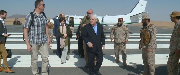 غريفث في صنعاء.. وتصعيد حوثي في الحديدة