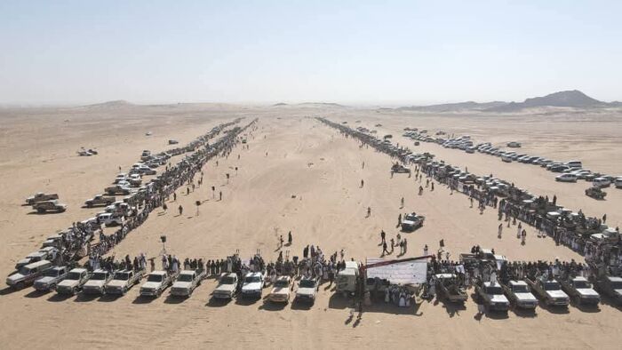 اجتماع قبلي موسع يعلن معركة مفتوحة ضد الحوثيين واستعادة صنعاء