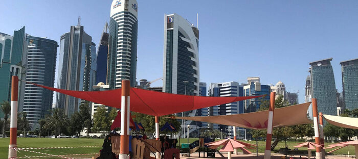 قطر تخفض الإنفاق على رواتب موظفي الحكومة بنسبة 30 بالمئة