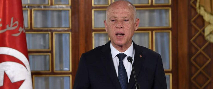 الرئيس التونسي يرفض أي مشاورات حول تشكيل حكومة جديدة