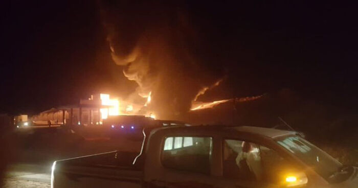 مليشيا الحوثي تقصف محطة وقود في تعز وتخلف إصابات وأضرار جسيمة