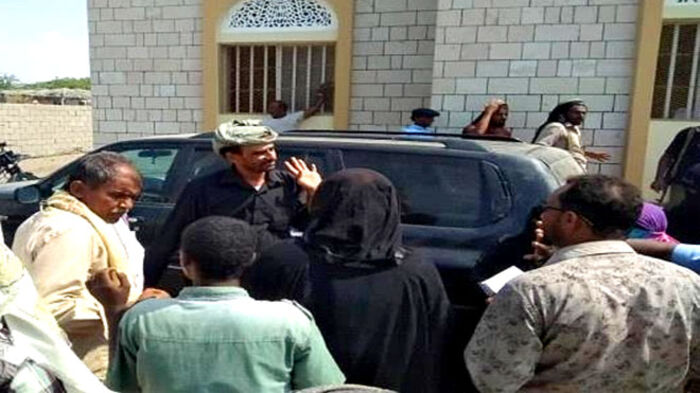 اعتقال مسئول محلي في الحديدة بتهمة التخابر