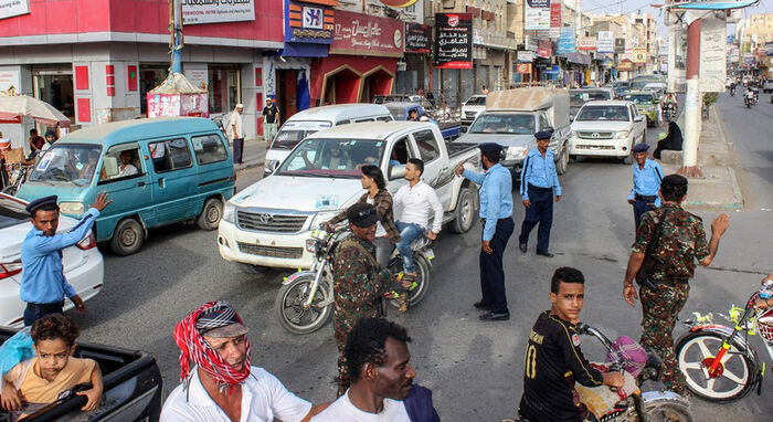 إجلاء خبراء إيرانيين من الحديدة