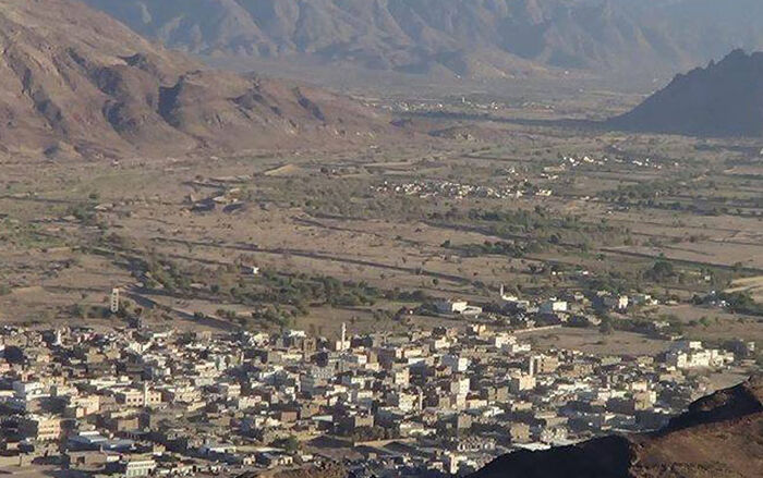 مليشيا الحوثي تعاود قصف منطقة روضان السكنية في حريب بمأرب