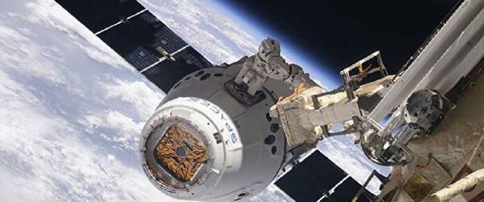 عودة «دراغون» إلى الأرض بعد مهمة ناجحة في الفضاء