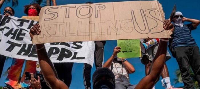 تراجع البطالة في أمريكا مع تخفيف إجراءات كورونا