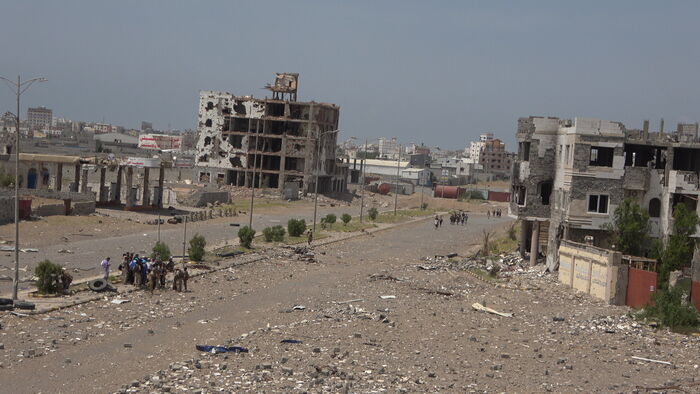 الحوثيون يهاجمون نقاط المراقبة