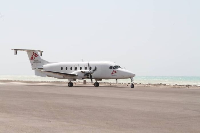 ‏هبوط أول رحلة جوية في مطار المخا الدولي تزامنًا مع تدشين المرحلة الثانية من الإنشاءات