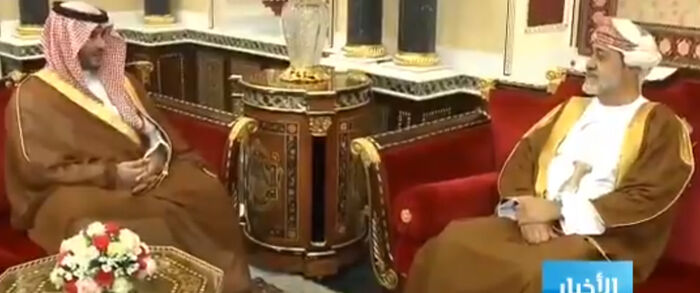 بن سلمان في عمان لمناقشة عدم التزام الحوثيين بوساطة مسقط