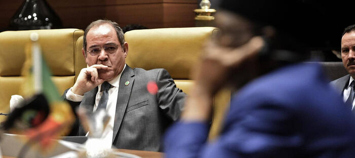 دول جوار ليبيا تؤكد على رفض التدخل الخارجي